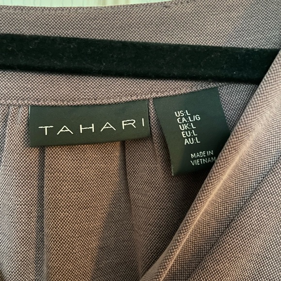 Tahari Women's V-Neck Dress in Deep Purple - Picture 4 of 4